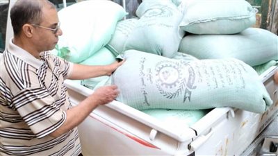 ضبط 1.5 طن دقيق مدعم قبل بيعها السوق السوداء وتحرير 4 محاضر تموينية بالمنيا