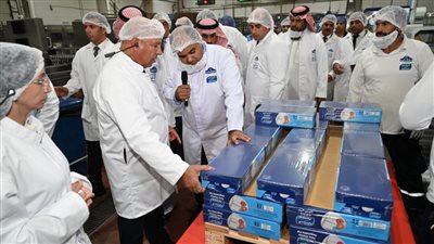 نائب رئيس الوزراء ومحافظ البحيرة يفتتحان خطوط إنتاج جديد للأجبان بمصنع بيتي