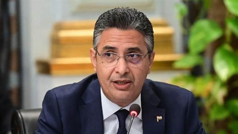 وزير التموين والتجارة