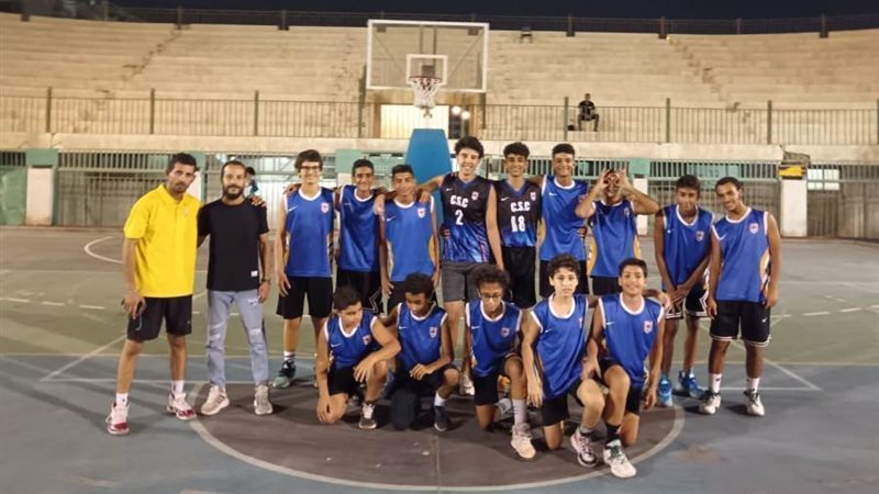 أبطال فريق سلة 16