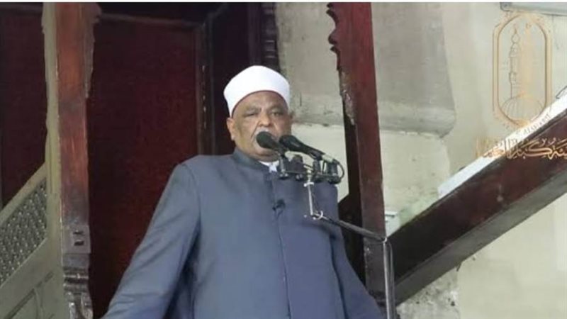 الدكتور عباس شومان