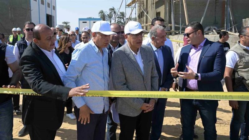 رئيس الوزراء يتفقد