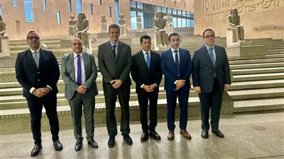 وزير الشباب والرياضة يفتتح بطولة العالم للبادل بالمتحف المصري الكبير