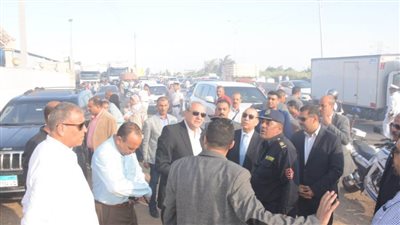  بالصور.. محافظ الغربية يتفقد أعمال السيطرة على حريق مصنع بلاستيك بقرية كفر الشوربجي