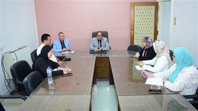 فريق التصنيف الدولي للجامعات المستدامة بجامعة سوهاج يعقد اجتماعه التحضيري الثاني