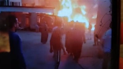 إحدى المتضررين من حريق مخزن مشروبات غازية بالشرقية: النار قضت على جهاز بنتي العروسة ودهبها