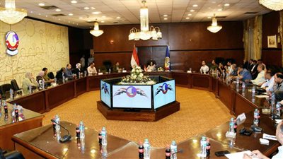 محافظ البحيرة..  جار تنفيذ 4 آلاف مشروع بقرى مبادرة حياة كريمة وانتهاء 70% من مشروعات البنية التحتية 