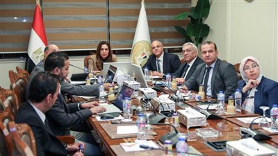 «التنمية المحلية» تبحث مع «القليوبية» و«تعمير القاهرة» رفع كفاءة شوارع الجوهري ويوسف نجيب والعسيلي بالعتبة