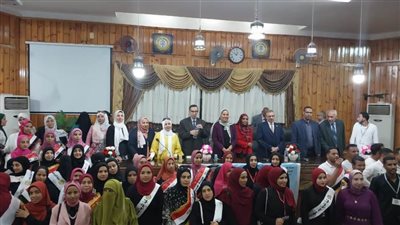 مركز إعلام أسيوط يعقد ندوة 