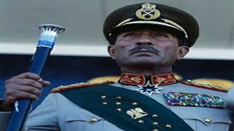 الرئيس السادات