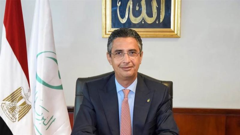 الدكتور شريف فاروق