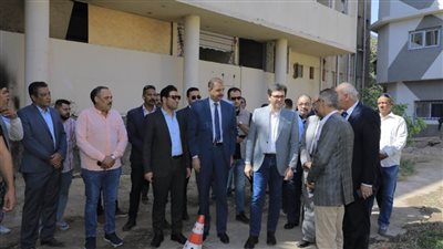 وزير الثقافة ومحافظ سوهاج يتفقدان أعمال تطوير قصر ثقافة سوهاج