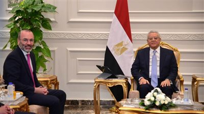 رئيس مجلس النواب يلتقي رئيس مجموعة حزب الشعب في البرلمان الأوروبي