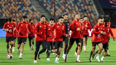 الأهلي يختتم تدريباته استعدادا للقاء العين الإماراتي غدا في كأس إنتركونتيننتال