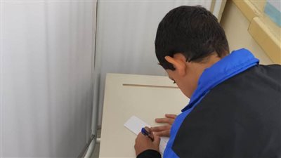 المدارس المصرية اليابانية بالبحر الأحمر تنظم أول انتخابات لاختيار قادة الفصل لطلاب المرحلة الإعدادية