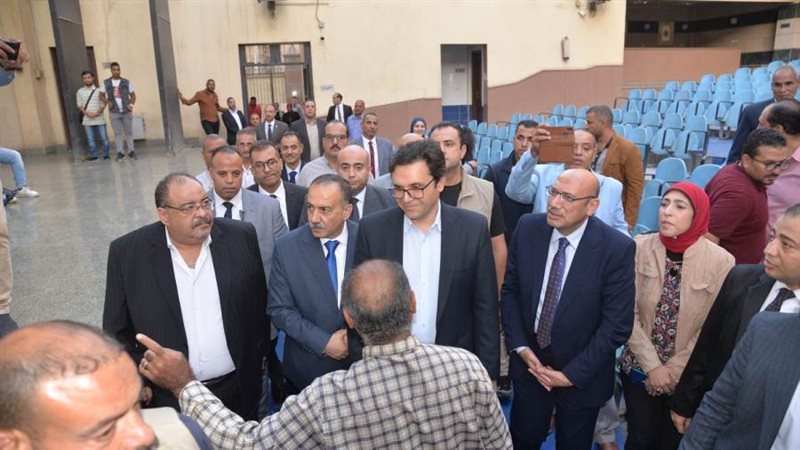 وزير الثقافة في أسيوط