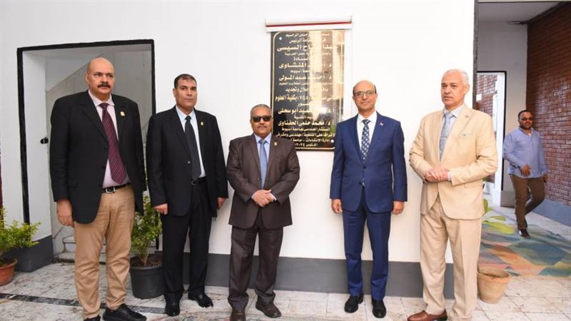 جانب من الأفتتاح