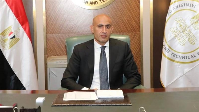 محمد عبد اللطيف وزير