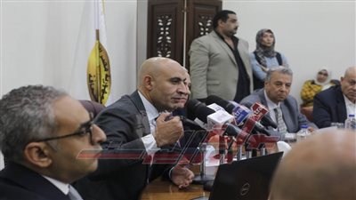 وزير التعليم: معلمو مصر هم من حلوا مشكلات التعليم...ويؤكد: من أكفأ المعلمين في العالم