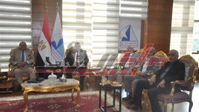 رئيس جامعة كفر الشيخ يترأس لجنة اختيار عميد كلية التربية الرياضية