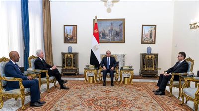 الرئيس السيسي يستقبل رئيس وكالة الاستخبارات المركزية الأمريكية