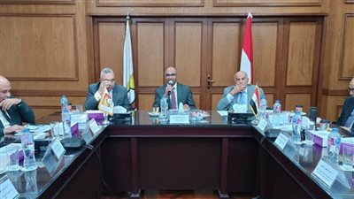 نائب وزير الإسكان يضع الهيكل المؤسسي لأكواد منظومة مياه الشرب والصرف الصحي