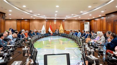 إنشاء وحدة لاستخلاص وتجهيز النباتات الطبية والعطرية ببني سويف 