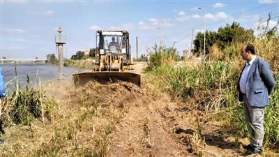 إزالة تعديات على 5480 مترًا بقريتي الخطاطبة والبريجات بكوم حمادة 