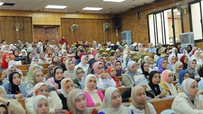 انطلاق فعاليات منتدى 