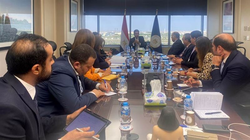 وزير السياحة شريف