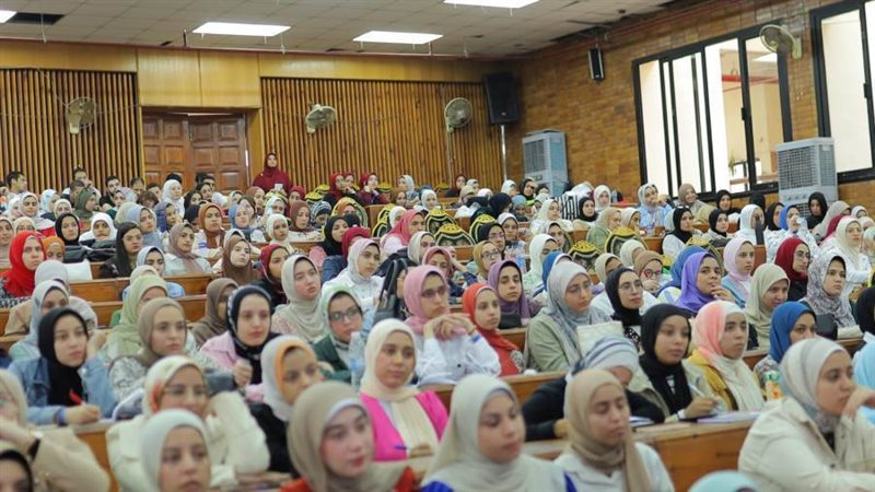 جانب من حضور فعاليات