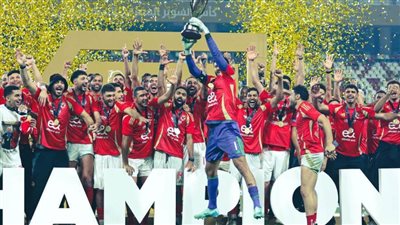 الأهلي يتقدم على سيراميكا في شوط أول مثير بالدوري