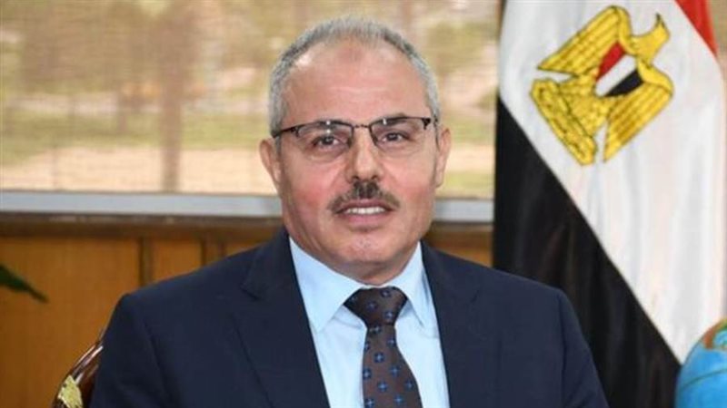 الدكتور ناصر مندور