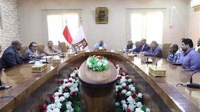 محافظ الوادي الجديد يوجه بتعزيز التعاون للتوسُّع في مبادرة 