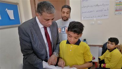 سعيد عطية يتفقد مدارس ٦ أكتوبر والشيخ زايد وحدائق أكتوبر التعليمية 