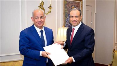 رسالة خطية للرئيس السيسي من نظيره الموريتاني يتسلمها وزير الخارجية