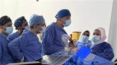 بالصور.. نجاح فريق جراحي بجامعة طنطا فى استئصال ورم دموي بقاع الجمجمة لمريض