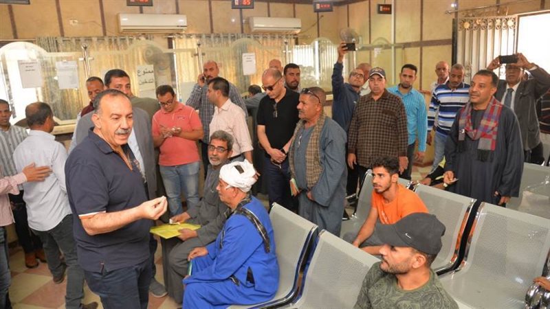 محافظ أسيوط يتفقد