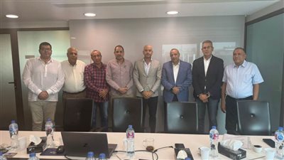 البناء والأخشاب توقع تجديد اتفاقية العمل الجماعية للعاملين بشركة أسمنت أسيوط 