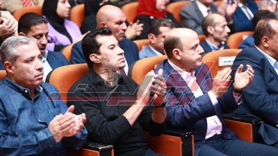 وزير الشباب والرياضة ومحافظ كفر الشيخ يعقدان حوارًا مفتوحًا مع الكيانات الشبابية