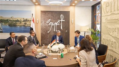 شريف فتحي يلتقي مسؤولي مجموعة من كبرى شركات الطيران