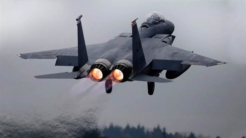 مقاتلة من طراز إف