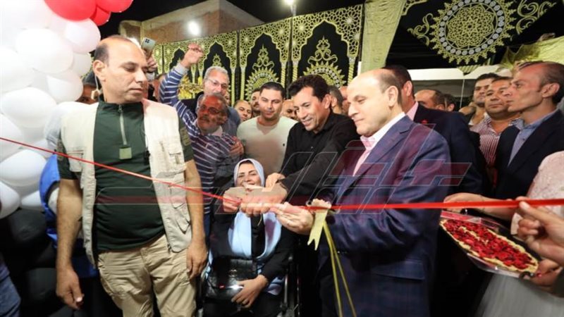 خلال الافتتاح