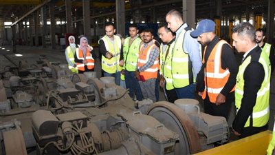 كلية التكنولوجيا والتعليم بسوهاج تنظم زيارة ميدانية لورشة السلام التابعة لمترو الأنفاق 