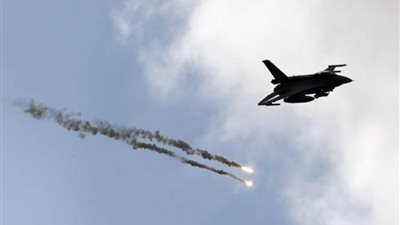 العراق: مقتل 4 إرهابيين في ضربة جوية بسلسلة 