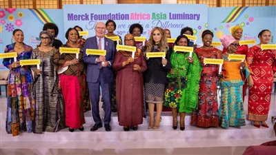 الرئيسة التنزانية ورشا قلج تفتتحان قمة 