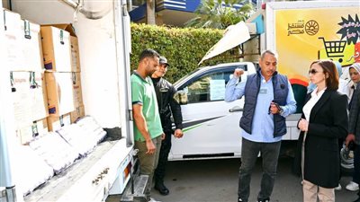 بـ150 جنيهًا كرتونة البيض.. سيارات مستقبل مصر للتنمية المستدامة تجوب شوارع البحيرة 