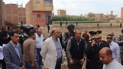 محافظ القليوبية يقرر إلغاء تكليف رئيسي قرية باسوس وأبوالغيط من منصبيهما وإحالتهما للتحقيق