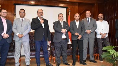 رئيس غرفة الجيزة التجارية: العنصر البشري دعامة التنمية