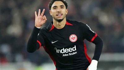 فرانكفورت يحسم الجدل حول رحيل مرموش في يناير